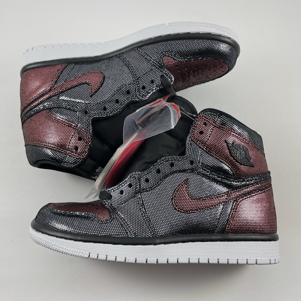 Nike Air Jordan 1 High Fearless - Picture 3 of 4